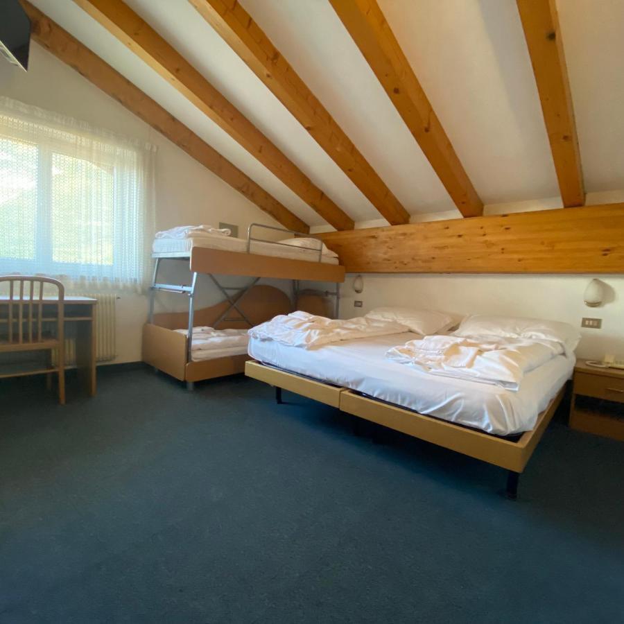 Hotel Olisamir Cavedago Kültér fotó
